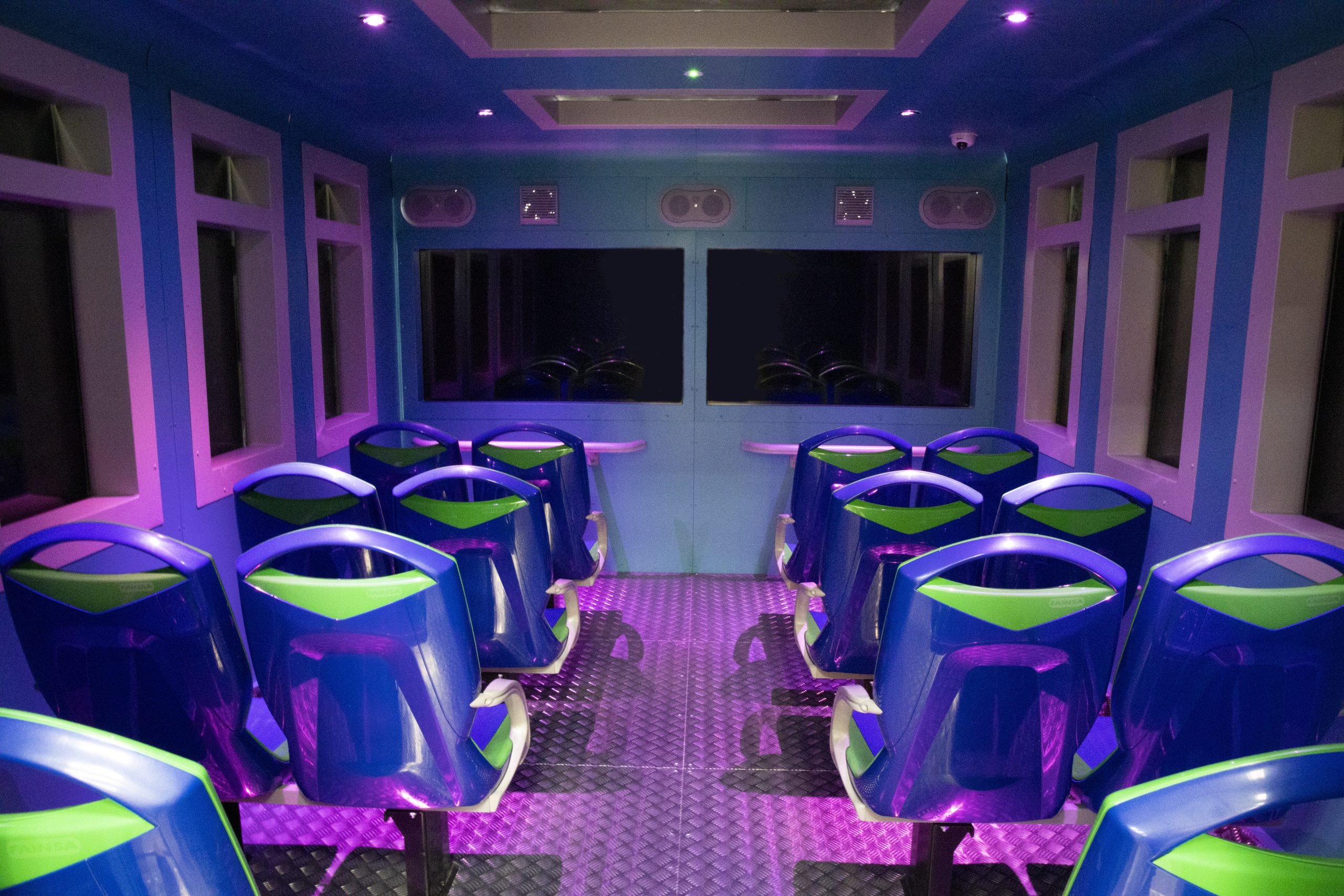 Attraction Simulator Rides