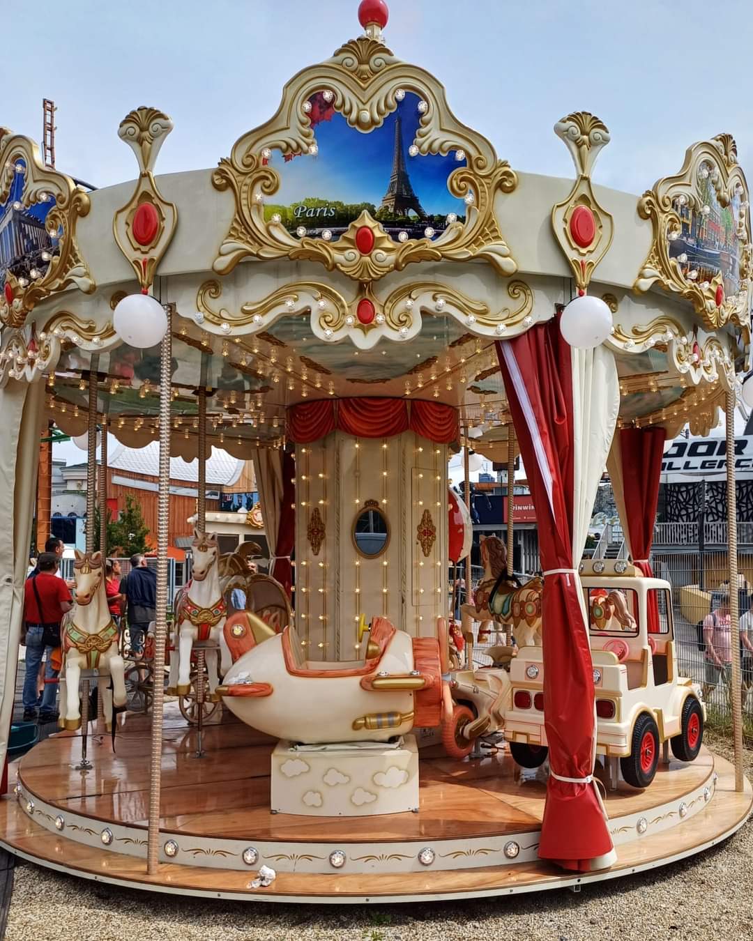 Luxury Carousel and Family Ride Manufacturer