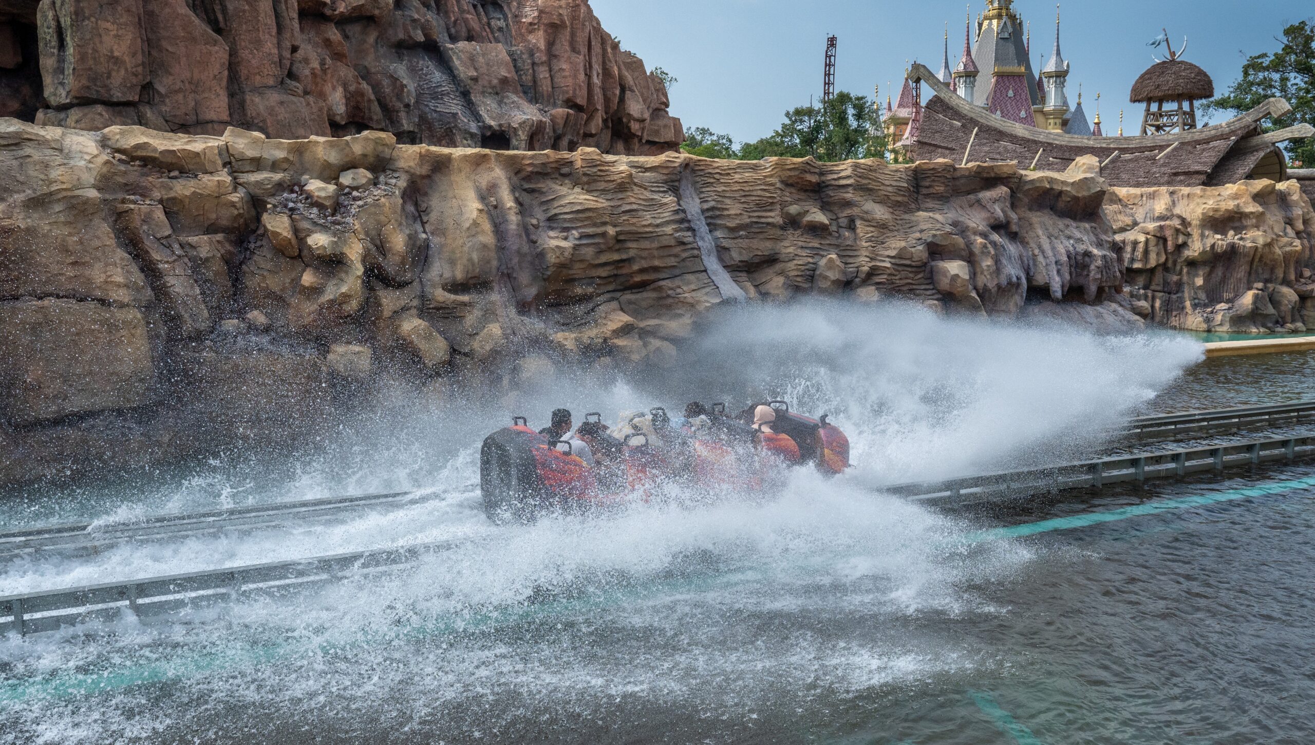 Whitewater Ride Log WhiteWater - Water Ride Systems and Attraction Solutions - Attraction ...